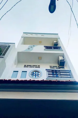 Bán gấp 2 tỷ 350 nhà 50m2 đường Nơ Trang Long Phường 12 Bình Thạnh. Xây 4 tầng, hẻm 4,5m