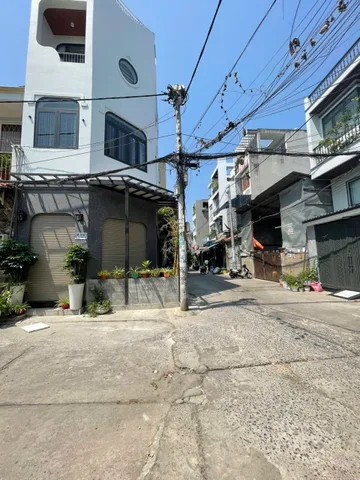 Chủ giảm  400tr ,
