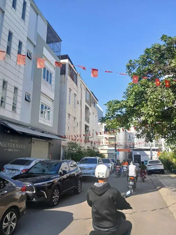 BÁN NHÀ Quận 2 - đường 12M có THU NHẬP 35TR/THÁNG nhà 5 tầng gần chợ nhóm 39
