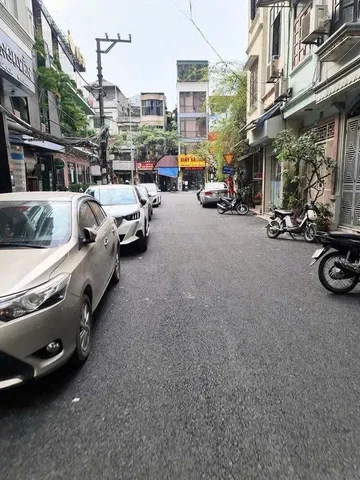 NHỈNH 6.x TỶ HOÀNG MAI 30m 5 TẦNG 6 NGỦ  - NHÀ MỚI KOONG VỀ Ở NGAY - Ô TÔ CÁCH 20 MÉT- GẦN TRƯỜNG CHỢ - VỊ TRÍ ĐẸP( Có thương lượng)