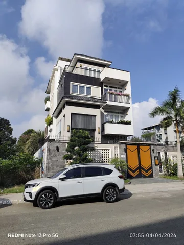 Bán biệt thự villa thủ Thiêm TP Thủ Đức Q2 diện tích đất 233m² full thổ cư ngang 10m gồm hầm 3 tầng áp mái 540m2 sàn giá 75 tỷ