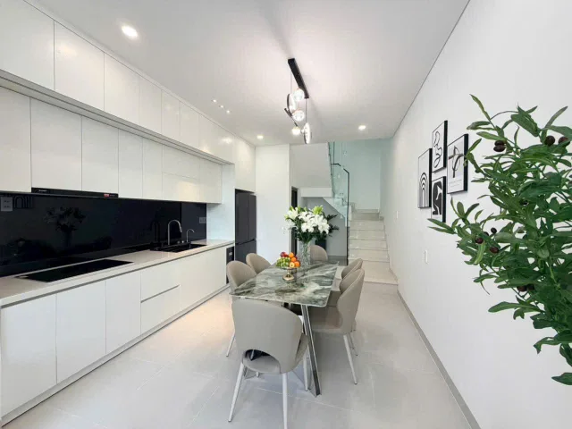 🏡 NHÀ MẶT TIỀN 17 TUỆ TĨNH – FULL NỘI THẤT CAO CẤP