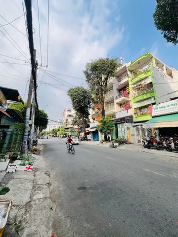 Bán nhà 6 Tầng MT Trần Văn kiểu Q6