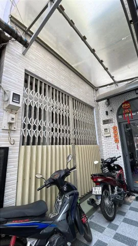 Bán nhà 4 tầng BTCT, 5PN Âu Dương Lân Q8 – 31m² – giá tốt 5.2 tỷ – gần cầu Chữ Y