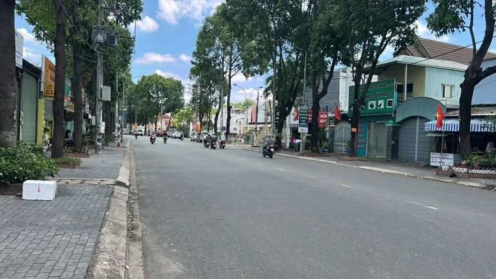 CHO THUÊ MBKD CĂN GÓC 30/4, P. PHÚ HÒA