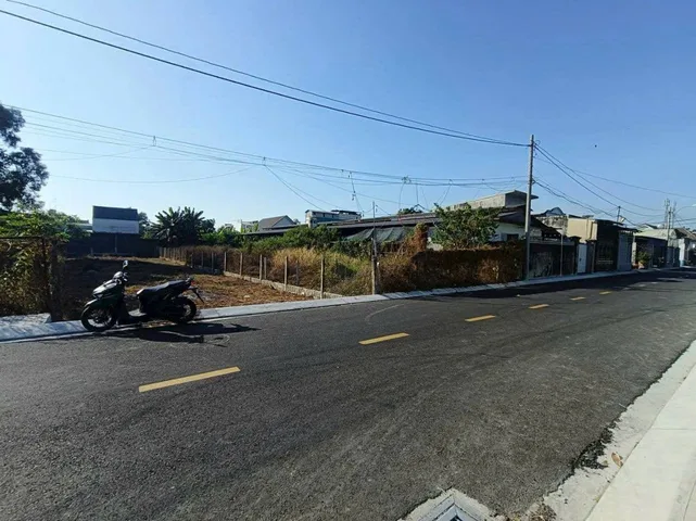 Chủ cần bán gấp lô đất đẹp
Mặt Tiền Nguyễn Viết Xuân Trung Tâm Thị Trấn Củ Chi