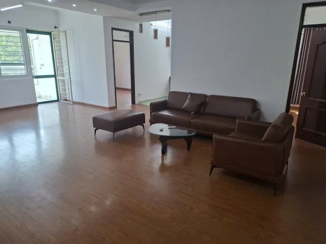 Cho Thuê Căn Hộ Chung Cư Hoàng Đạo Thúy 120M² 3 Ngủ Full Đồ - Giá Thuê 17,5tr