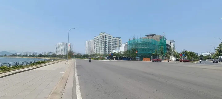 Chủ cần bán lô đất đẹp mặt tiền Vành Đai 2, view trực diện sông Quán Trường, đối diện đại dự án Sun Group, ngay đảo 3 đảo TTHC mới , sát bên là đường 22, kết nối về tttp chỉ 2p