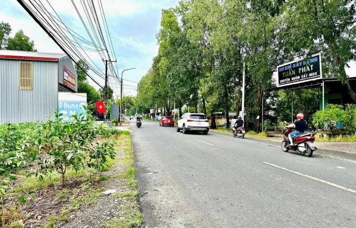Cần bán 2 lô liền kề mặt tiền Phú Mỹ - Tóc Tiên phù hợp kinh doanh buôn bán đa ngành nghề, cách biển Vũng Tàu 20km, hồ tràm 23km, vị trí giao thông thuận tiện
