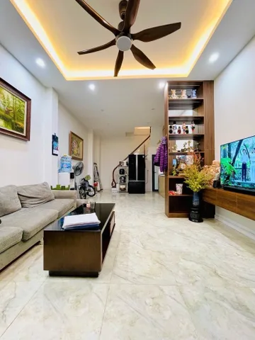 💥 NHÀ ĐẸP NGỌC HÀ – GẦN PHỐ – Ở NGAY – NHỈNH 11 TỶ
