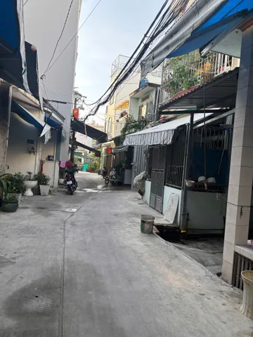 66M2 - 9.x TỶ AN DƯƠNG VƯƠNG Q.5 - HẺM THÔNG - 4PN NGANG 12M - 5M TRƯỚC  NHÀ