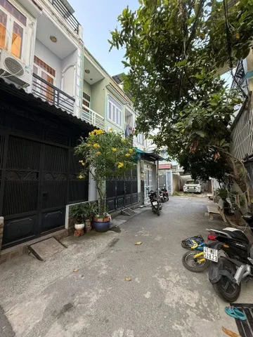 BÁN NHÀ 2 MẶT TIỀN TRƯỚC SAU - SÁT GA T3 TÂN BÌNH - TIỀM NĂNG TĂNG GIÁ CAO - NHỈNH 6 TỶ