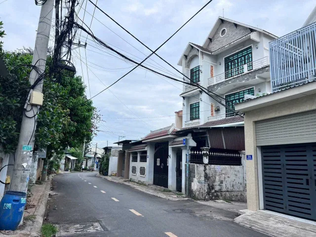 Biệt Thự 3 tầng góc 2 mt đường 494 Tăng Nhơn Phú A
