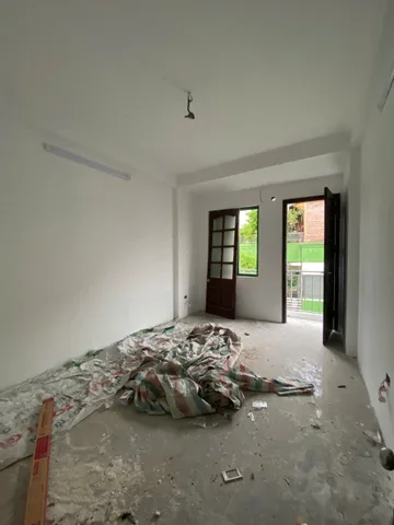 CHO THUÊ NHÀ NGỌC LÂM – 5 TẦNG – Ô TÔ ĐỖ CỬA – KINH DOANH TỐT