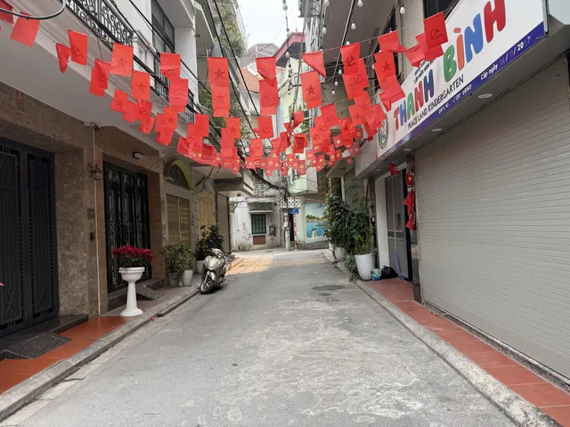 Bán nhà 74m² có sẵn 36m² thổ cư ngang 5.5m giá 15.6 tỷ tại Đường Ngọc Lâm Phường Bồ Đề