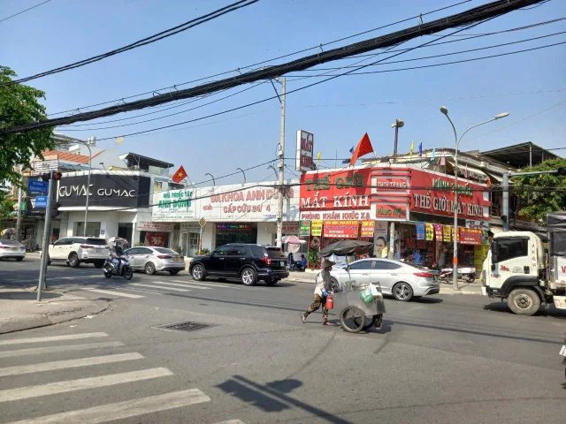 Bán mặt bằng kinh doanh Góc 2MT đường Nguyễn Ảnh Thủ và đường Song Hành Quốc Lộ 22 xã Trung Chánh huyện Hóc Môn TPHCM, DT: 26x90m.