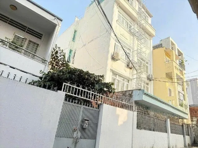 (QUẬN 7) XE HƠI ĐỖ CỬA LÂM VĂN BỀN, 80M2, KHU CAO TẦNG, VUÔNG VỨC, SHR,  NHỈNH 8T