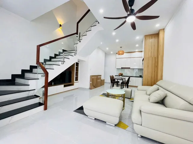 ✅ NHÀ 3 TẦNG HẺM 317 HÀ HUY TẬP_ Ngay Hoàng Việt, Y Dược 500m 🌹