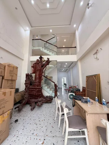 Bán nhà 112m² full thổ cư ngang mặt tiền 6m giá 10.5 tỷ tại Đường Nguyễn Thị Sóc Xã Bà Điểm