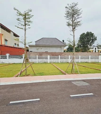 📢  Chính chủ cần bán đất tại Xuân Hòa Hà Nội 
 📐 Diện tích sổ: 75,8m²
• 📍 Vị trí: Lô góc 2 mặt đường – cực kỳ thoáng
Giá chỉ từ 1tỷ