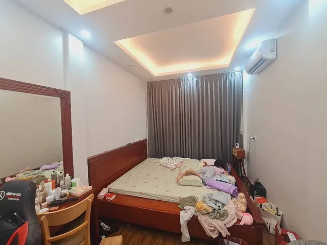 ✅ Nhà Đẹp Ngã Tư Sở, Gần ĐH Thủy Lợi, Ngõ Trước Nhà Rộng 3m, DT 40m2, 5 Tầng, Giá 13.5 Tỷ