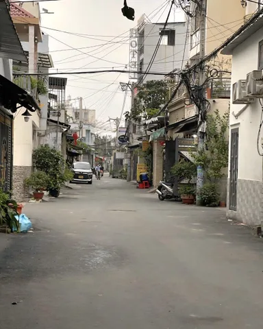 BÁN NHÀ SÁT TÂ.N KỲ TÂN QUÝ - ĐƯỜNG XE TẢI - ( 5X20M )