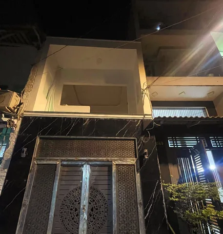 Nhà mới đang hoàn thiện,ngay Lê Văn Quới,gần bốn xã,hxh thông,4t950.