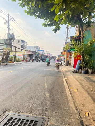 Mặt tiền đường tỉnh lộ 15