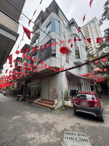 Lô góc, Ô tô, giá tốt nhất P. Văn Quán, nhỉnh 11 tỷ, view sân chơi nội khu, hướng Đông Nam