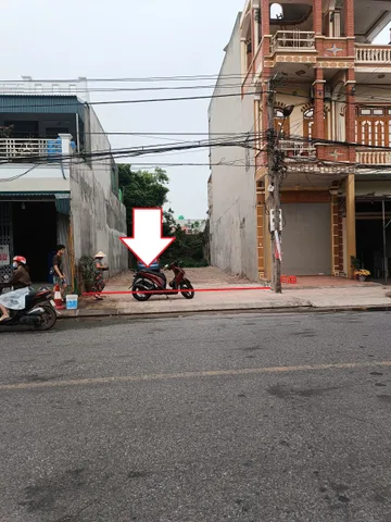 Bán gấp lô góc 100m2 trục chính sát KCN Hải Long - 2 tỷ