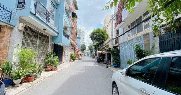 NHÀ 2 TẦNG NÚT GIAO HOÀNG HOA THÁM - NGANG 4.2 - VUÔNG VỨC - NHỈNH 6 TỶ