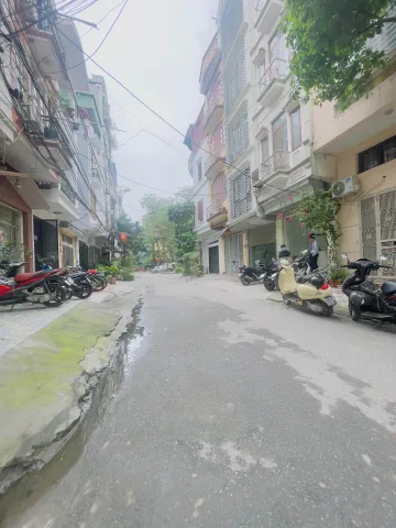 Bán nhà phân lô Đền Lừ, ô tô tránh, vỉa hè, 35m 5T, dân trí cao, 13.5 tỷ