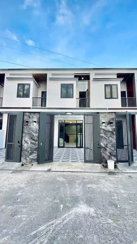 Nhà lầu hoàn công ngay sân Golf Long Thành
