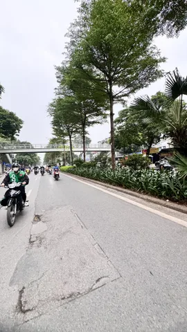 G…. ấp quá. Ngay ĐH Giao Thông 62m,4 tầng, 14 tỷ.