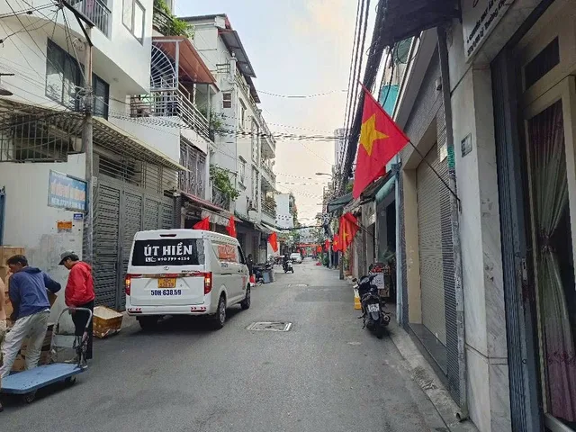 BÁN NHÀ HẺM NHỰA XE HƠI TRÁNH – LÝ THƯỜNG KIỆT – TÂN BÌNH