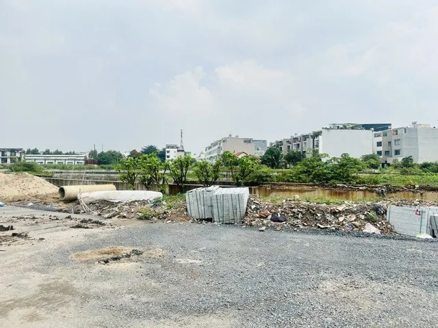 🦈 🦈 CHỈ 27TR/M2 -ĐẤT SĂN CÁ MẬP ,VUÔNG VỨC 4 MẶT TIỀN BỜ KÈ THAM LƯƠNG – F14 GÒ VẤP