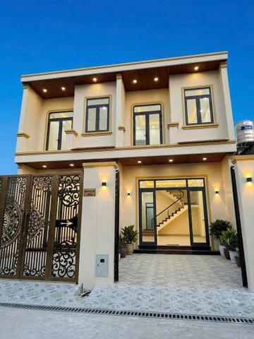2 CĂN MẶT TIỀN KINH DOANH 5x18 SỔ HỒNG RIÊNG THỔ CƯ CHỈ 650TR NHẬN NHÀ