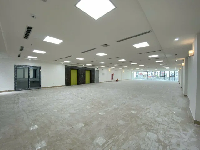 MÁY IN TIỀN, TÒA NHÀ VP CẦU GIẤY HÀ NỘI 400M2, MT 12M, DÒNG TIỀN 700TR/THÁNG - 400 TỶ
