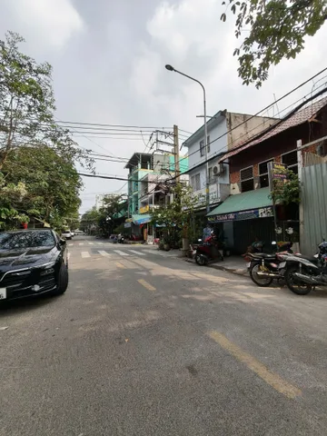 Bán nhà mặt tiền Lê Khôi, 3 tầng,  chỉ 5 tỷ 2