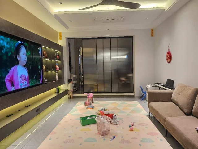 Chỉ 11.3 tỷ – Bán nhà phố Tạ Quang Bửu 44m² x 6 tầng thang máy, gần phố, khu sinh viên đông