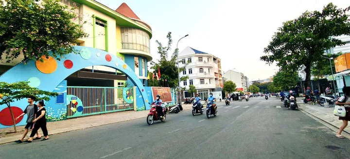 KHÔNG CÓ LÔ THỨ 2 – NHÀ CẤP 4 KDC ÊM ĐỀM – 5X18M–SỔ RIÊNG CHỐT GẤP.