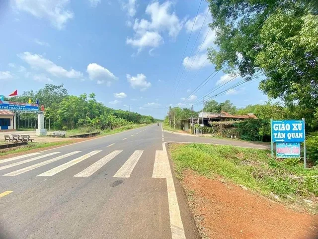 0909 044 186 .Bán đất 220m² có sẵn 100m² thổ cư ngang 5m giá 385 triệu gần chợ, kcn dân cư đông