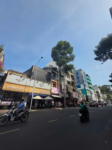 Cần Bán Nhà Mặt tiền 186-188 Nguyễn Trãi – Giá 75 tỷ