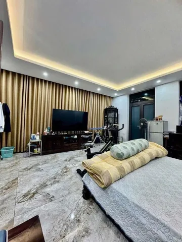 Bán nhà 95.1m² có sẵn 85m² thổ cư ngang 5m giá 40 tỷ tại đường trần điền Phường Phương Liệt
