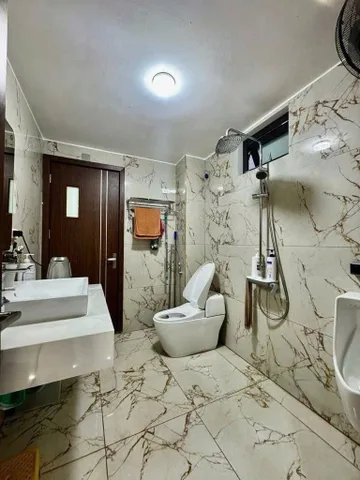 Tòa nhà Định Công lô góc 85m² thang máy làm trụ sở tập đoàn