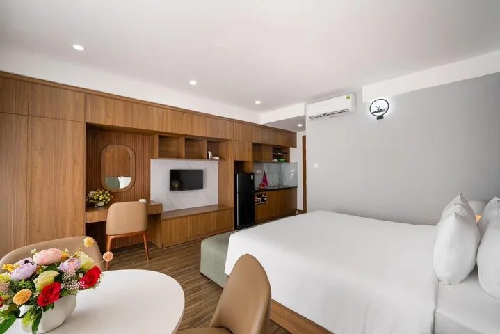 NHÀ 3 TẦNG FULL NỘI THẤT – HÒA CƯỜNG GẦN TỐ HỮU VÀ ĐH ĐÔNG Á– 9.8 TỶ