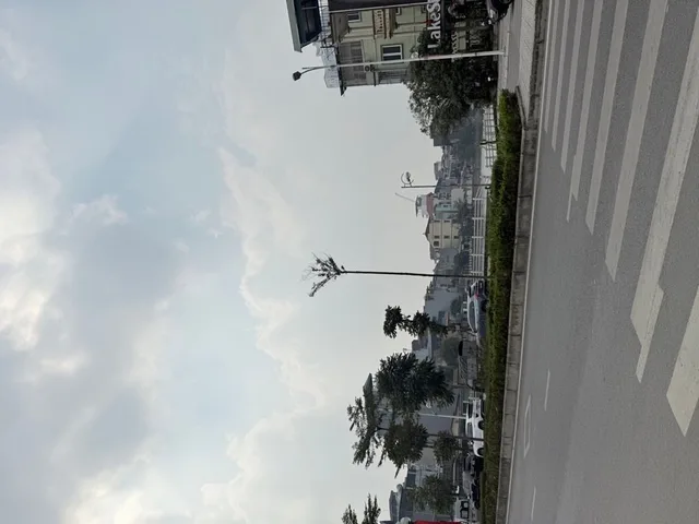 Bán nhà 46m² full thổ cư ngang 6.5m giá 19.8 tỷ tại Đường Ngọc Lâm Phường Bồ Đề