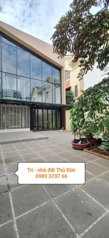 Cho thuê biệt thự cao cấp 2 mặt tiền khu Văn Minh, P. An Phú Q2, dt 10x20m, giá thuê 70 triệu - 0989373766