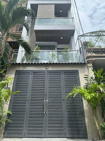 Bán gấp 2tỷ 450 nhà 68m² đường Nguyễn Tri Phương, P5, Q10. Xây 3 tầng, hẻm 6m
