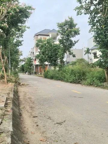 Cần bán lô đất đẹp tại khu đô thị phía Tây Cầu Phú Lương, Phường Nhị Châu, TP Hải Dương.